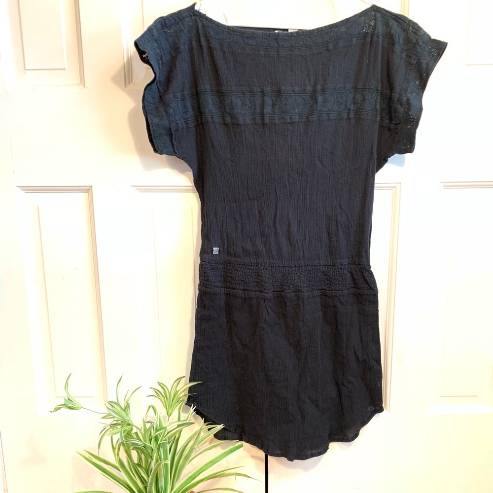 Roxy embroidered light weight dress size M